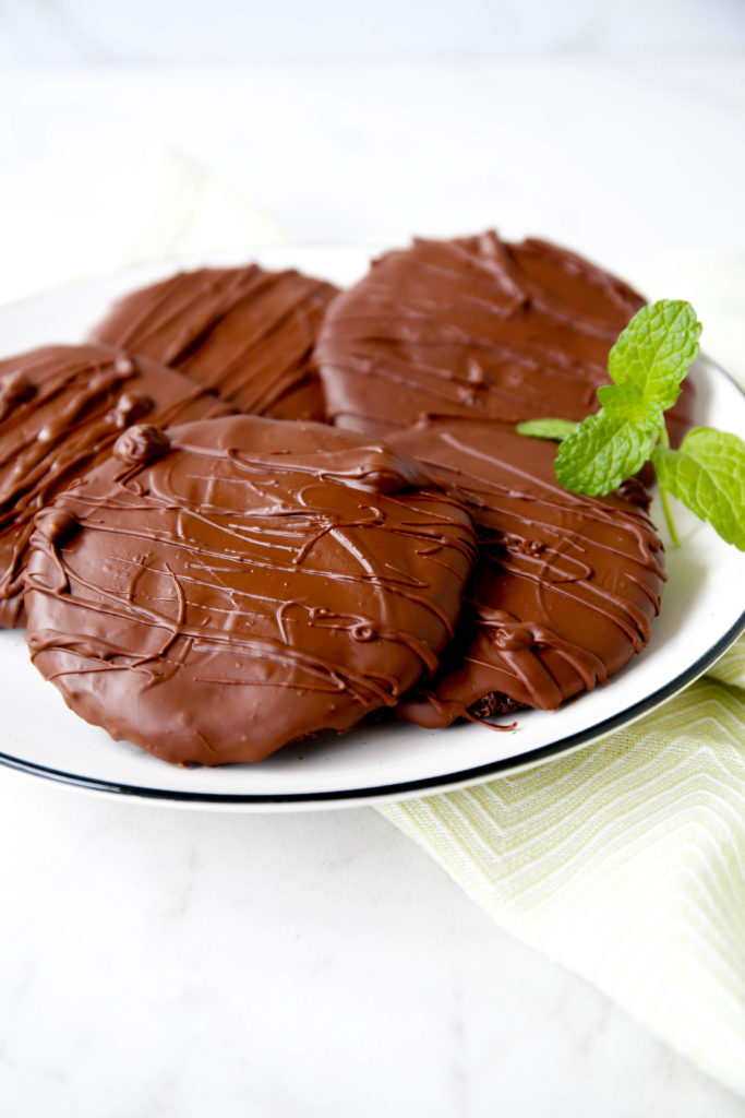 plate of chocolate thin mint cookies