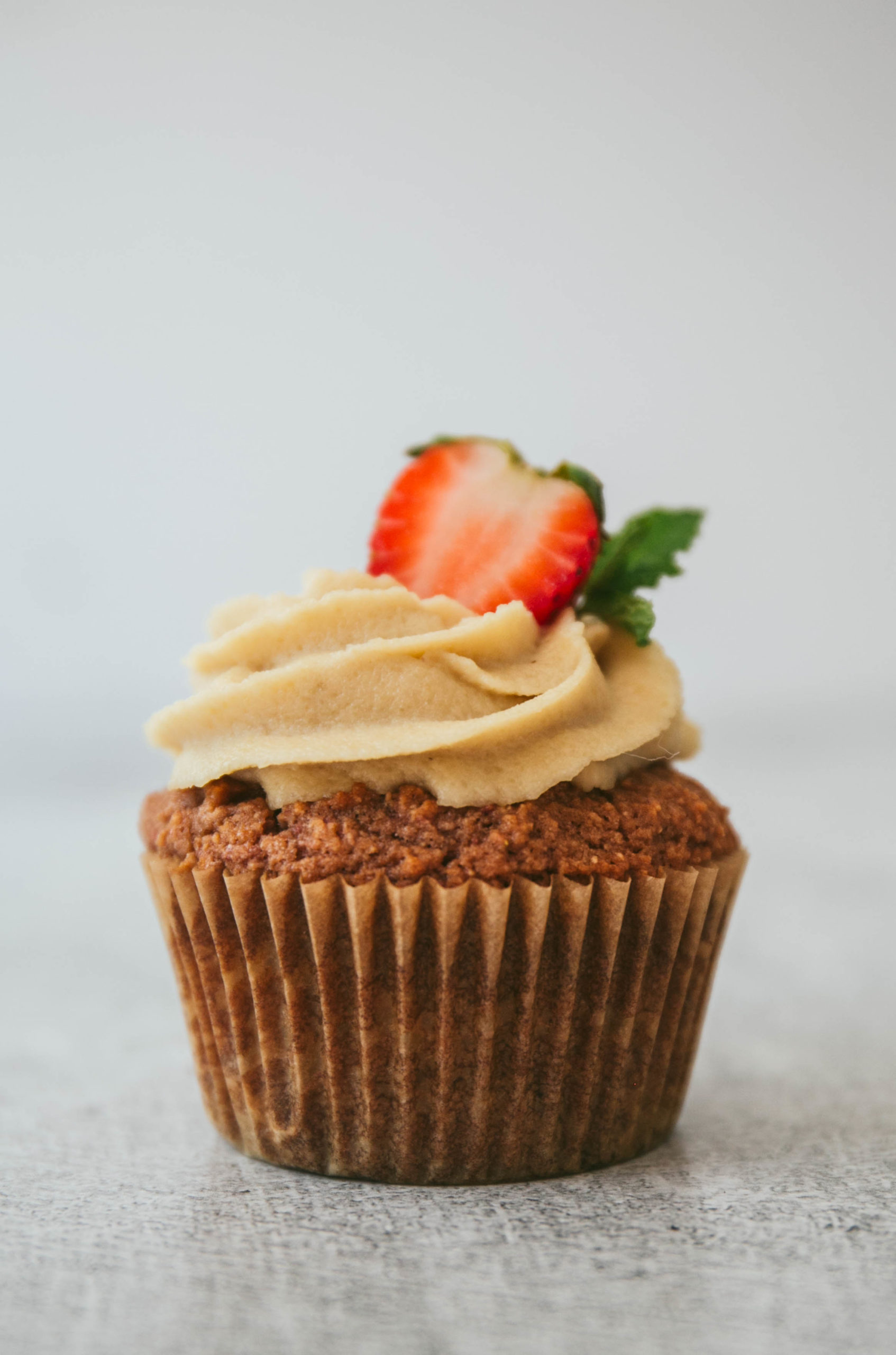 Strawberry Cupcake with Vanilla Cashew Buttercream