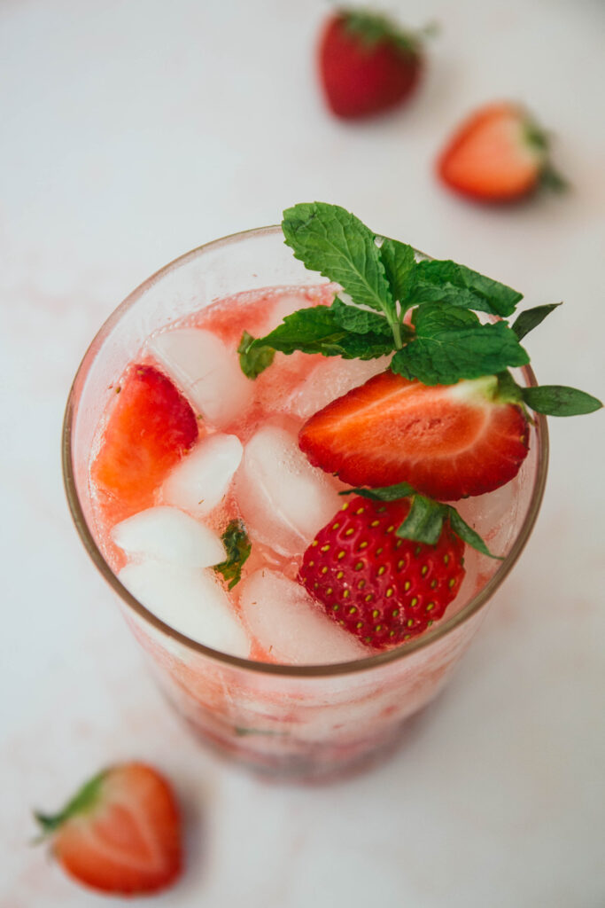 Strawberry mint mocktail with fresh mint